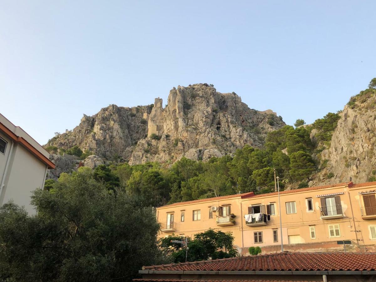 Casa Vacanza Cefalù Exteriör bild
